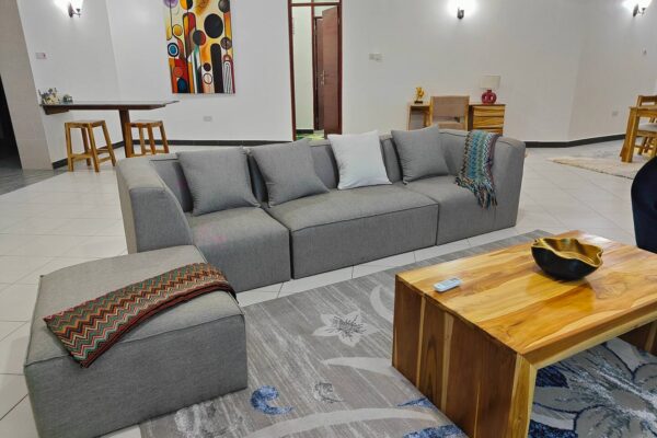 Mlimani City, 5G WiFi, Netflix, 65″ TV, Inverters