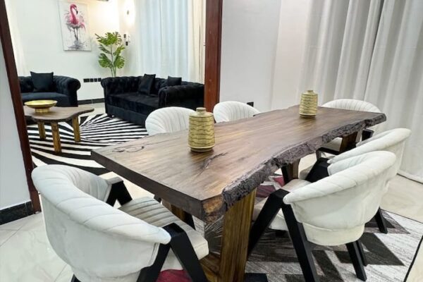 2 Bdrm Apt Near French Embassy